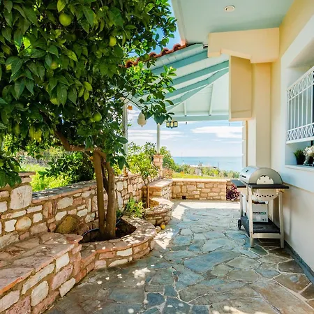 Eleni アパート *