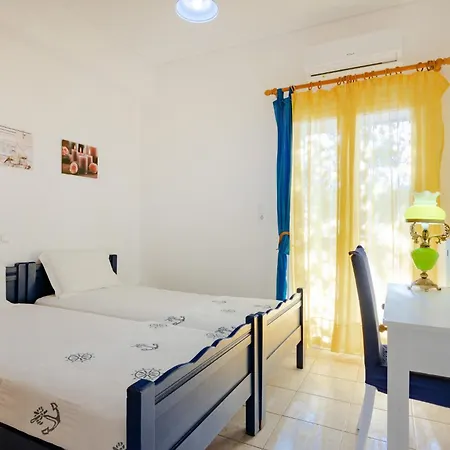 Apartment Eleni Koróni